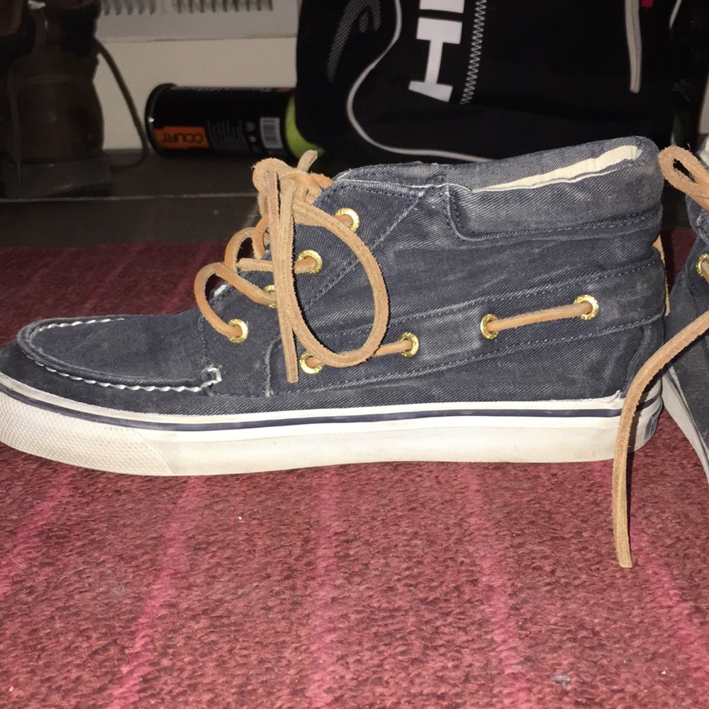 Sorry ankle heigh boat shoes